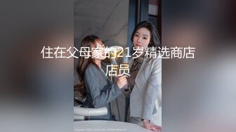 ♈千娇百媚美少女♈反差双马尾小可爱公园偷偷露出，这么可爱的妹子怎么会这么骚呢，人前淑女