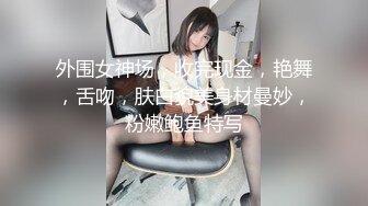 在家操漂亮女友 边吃鸡边被抠逼 受不了掰开小内内就插入 刚插入就骚叫 确实想要了