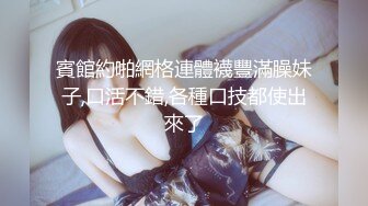 CD大师商场尾随偷拍两个美女裙底风光白色宽松短裤白色丝袜小仙女蓝色可爱内内