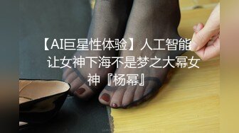   狂操乳房很饱满逼形漂亮的大奶嫩白小炮友