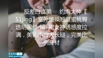  中年大叔和丰满娇妻在家里爱爱鸡巴不行很快就软了