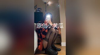 P站纯爱亚裔夫妇「bella」日常露脸性爱私拍 在阳台露出自慰被发现了突然就来了欲望跟炮友操