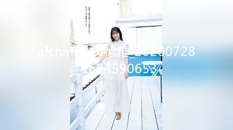 和少妇背着老公来开房操得黑逼白浆都出来了。还是少妇玩起来得劲