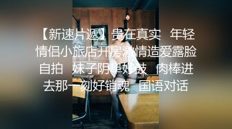 小宝寻花约了个牛仔短裤性感大奶妹子，撩起衣服舌吻摸奶口交上位骑乘猛操